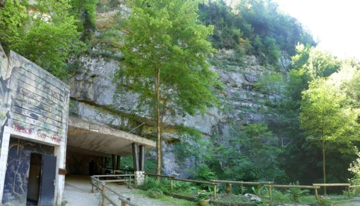 charbonnieres-orzeires-grottes-vallorbe-166