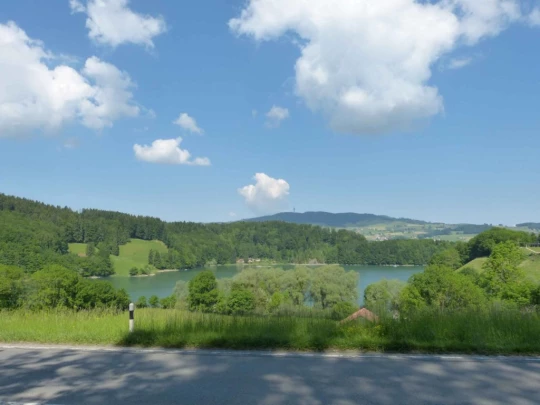 Corbières bord du lac de Gruyères Botterens Broc-Fabrique