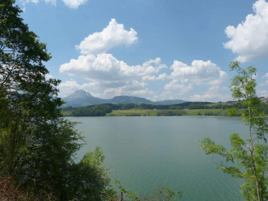 Corbières bord du lac de Gruyères Botterens Broc-Fabrique