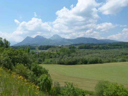 Corbières bord du lac de Gruyères Botterens Broc-Fabrique