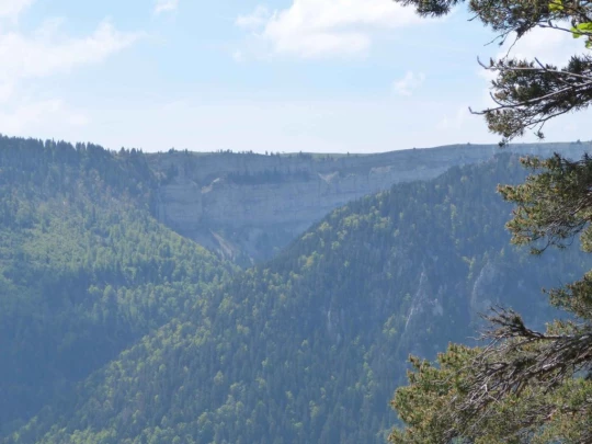 col de la Tourne Tablettes Solmon antenne TV Noiraigue