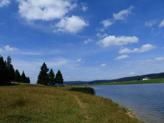 lac-des-tailleres-motiers-108