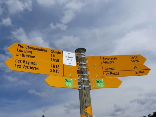 lac-des-tailleres-motiers-140