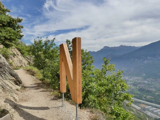 lens-christ-roi-corin-sierre-177