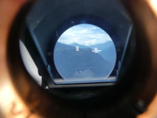 lens-christ-roi-corin-sierre-181