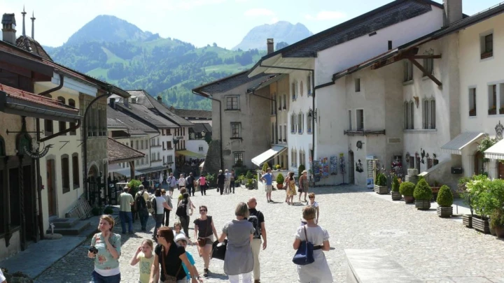Lessoc Le Bu Grandvillard le Pont qui branle Gruyères