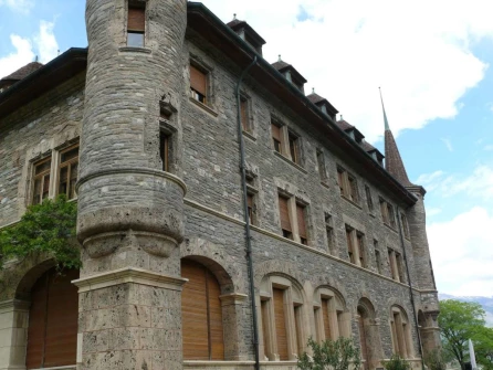 Montana Bluche St-Maurice-de-Lacques Villa château Mercier Sierre