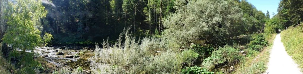 Noiraigue, gorges de l'Areuse, Champ-du-Moulin, restaurant de la Truite, Boudry
