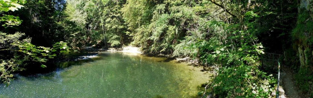 Noiraigue, gorges de l'Areuse, Champ-du-Moulin, restaurant de la Truite, Boudry