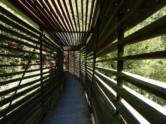 Noiraigue, gorges de l'Areuse, Champ-du-Moulin, restaurant de la Truite, Boudry