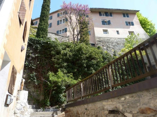 Sion Valais château de Valère château de Tourbillon chapelle de Tous-les-Saints