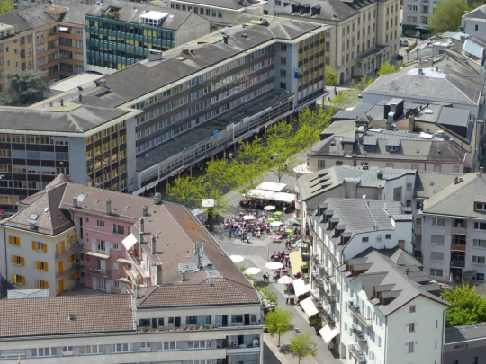 Sion Valais château de Valère château de Tourbillon chapelle de Tous-les-Saints