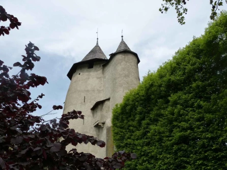 Sion Valais château de Valère château de Tourbillon chapelle de Tous-les-Saints