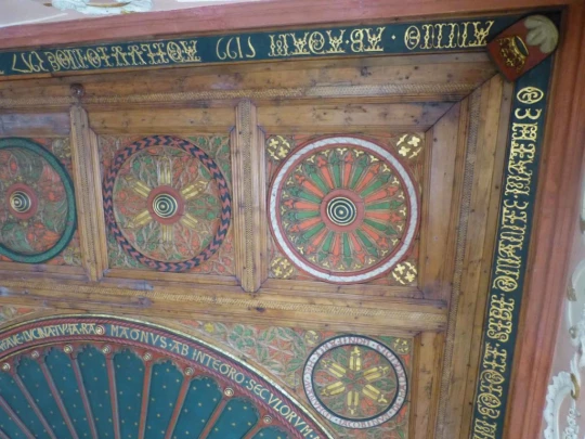 Sion Valais château de Valère château de Tourbillon chapelle de Tous-les-Saints