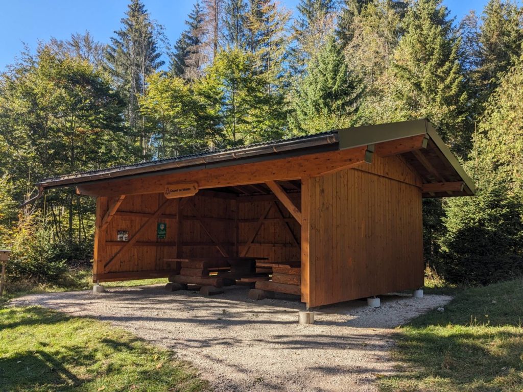 Le Lieu – Le Revers – Les Epinettes – Le Pont - banc
