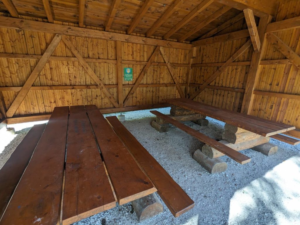 Le Lieu – Le Revers – Les Epinettes – Le Pont - banc