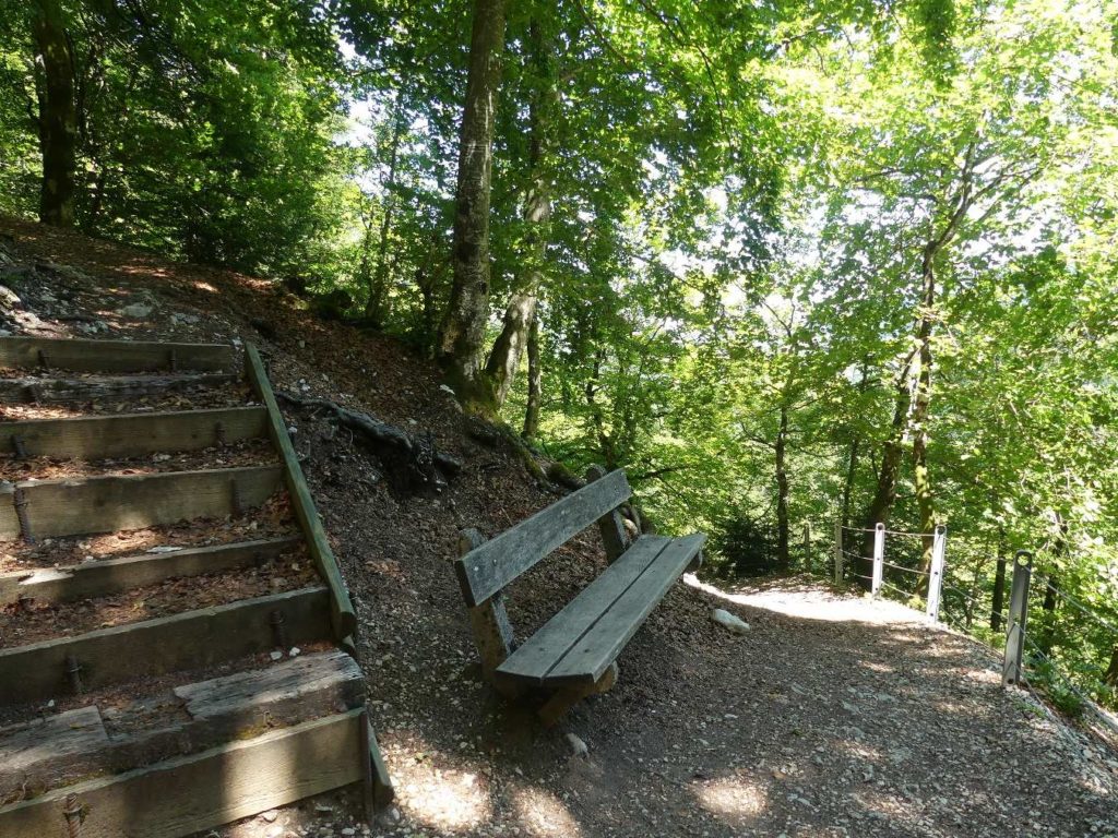 banc-688