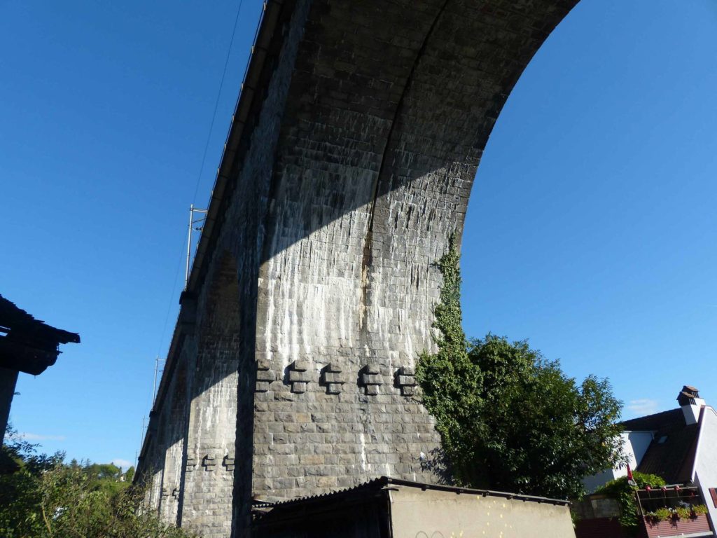 Grandvaux-gare Le Chaney Bossières La Conversion Pully Les Moulins